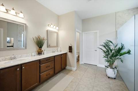 10035 Marbella Drive, Bradenton FL - photo 22 of 51