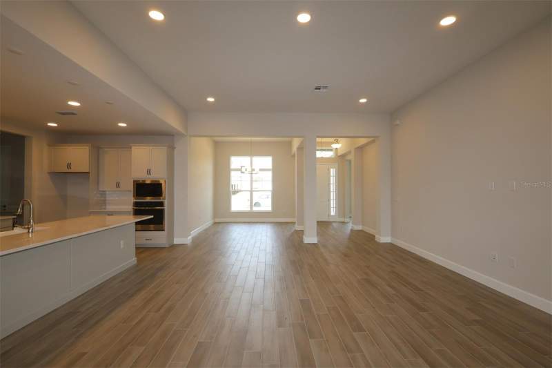 4 bedroom Single Family Residence at 3177 Wolf Lake Avenue, Wolf Lake Ranch, Apopka — photo 4