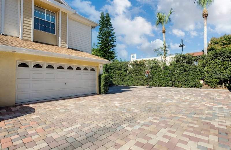 2 bedroom Townhouse at 2982 Estancia Place, Estancia Place Twnhms, Clearwater — photo 2