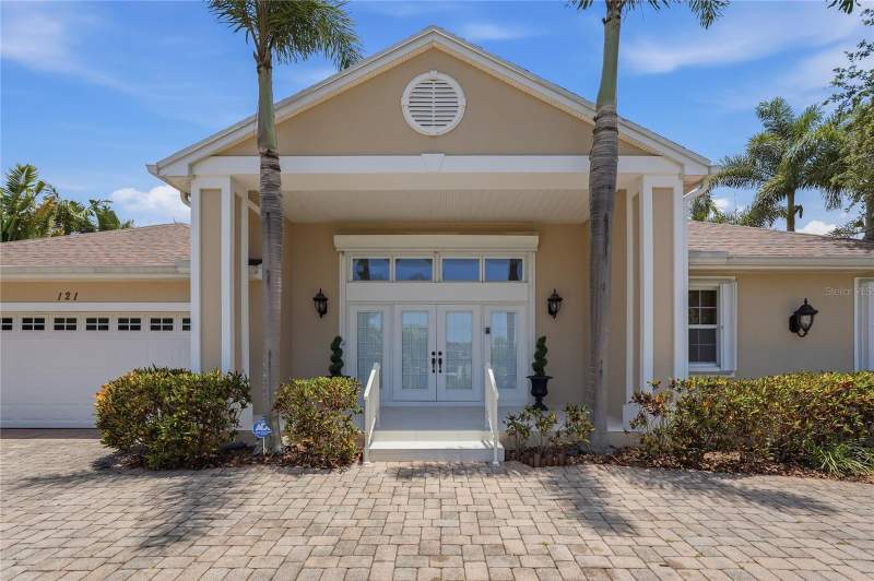 4 bedroom Single Family Residence at 121 Harbor View Lane, Harbor Bluffs Sec 1, Belleair Bluffs — photo 3