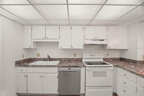 1200 Tarpon Woods Boulevard #L4, Palm Harbor FL - photo 6 of 6