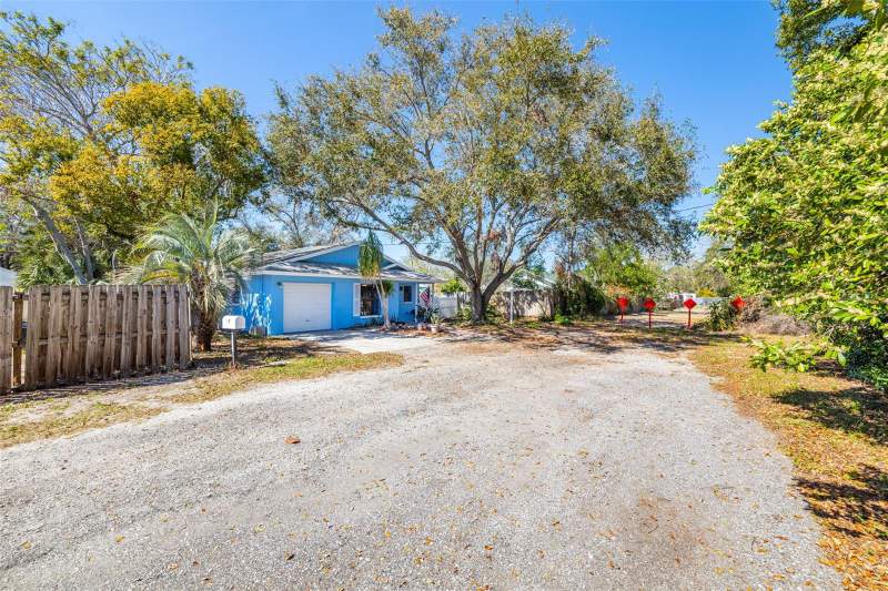 3 bedroom Single Family Residence at 1335 15th Street, Sutherland Town Of, Palm Harbor — photo 3