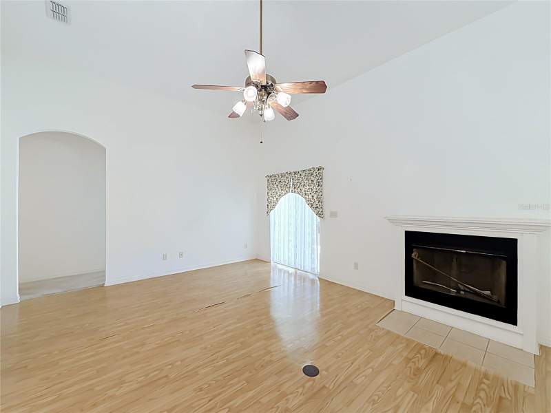 3 bedroom Single Family Residence at 4431 Nottoway Drive, Plantation At Leesburg Nottoway Village, Leesburg — photo 4