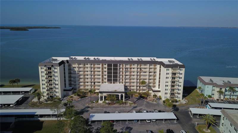 9 HAIG PLACE #101 home for sale in Royal Stewart Arms