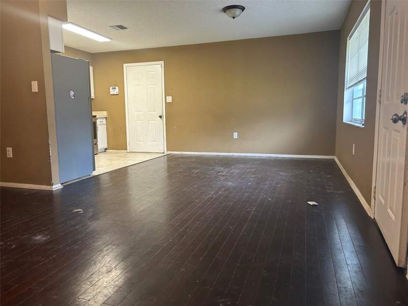 3 bedroom Single Family Residence at 1215 E Hazzard Avenue, Eustis Hogans, Eustis — photo 3