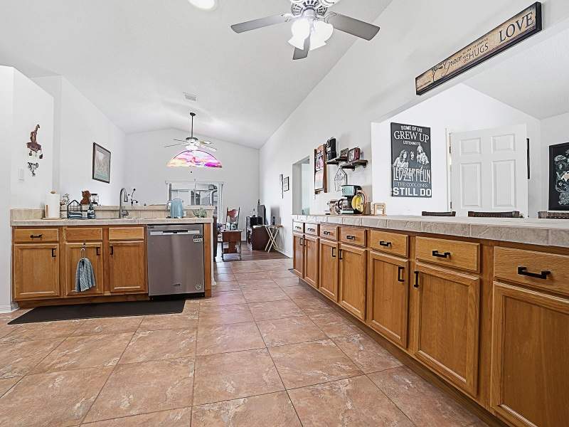 3 bedroom Single Family Residence at 3851 Manor Oaks Court, Plantation At Leesburg River Crest Unit 02, Leesburg — photo 5