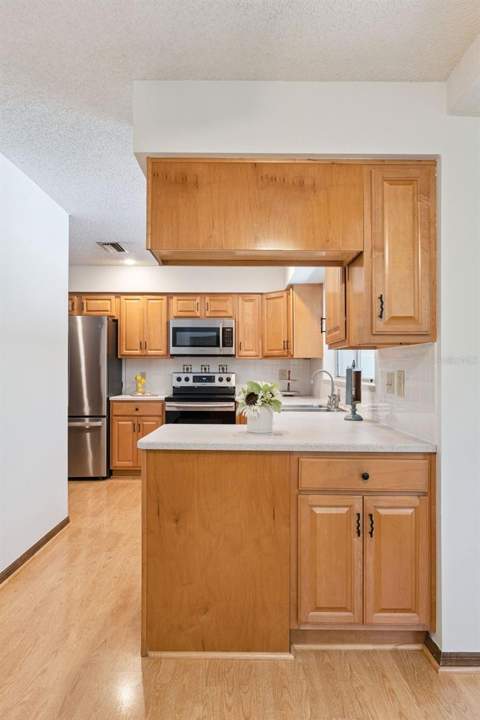 211 Hickory Drive, Longwood FL - photo 23 of 77