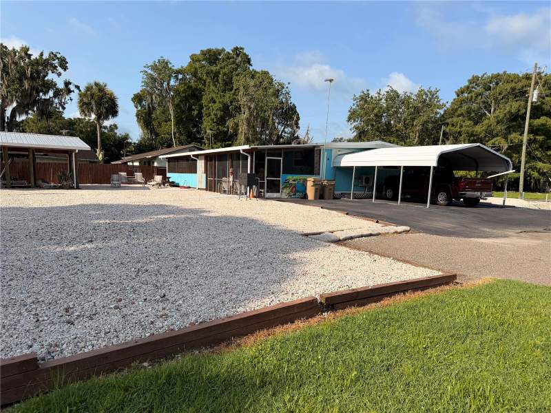 3 bedroom Mobile Home at 56350 Acorn Road, Astor Forest Campsites Unrec, Astor — photo 2