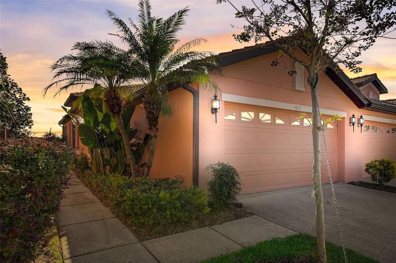 2 bedroom Villa at 5673 Sunset Falls Drive, Southshore Falls Ph 2, Apollo Beach — photo 2