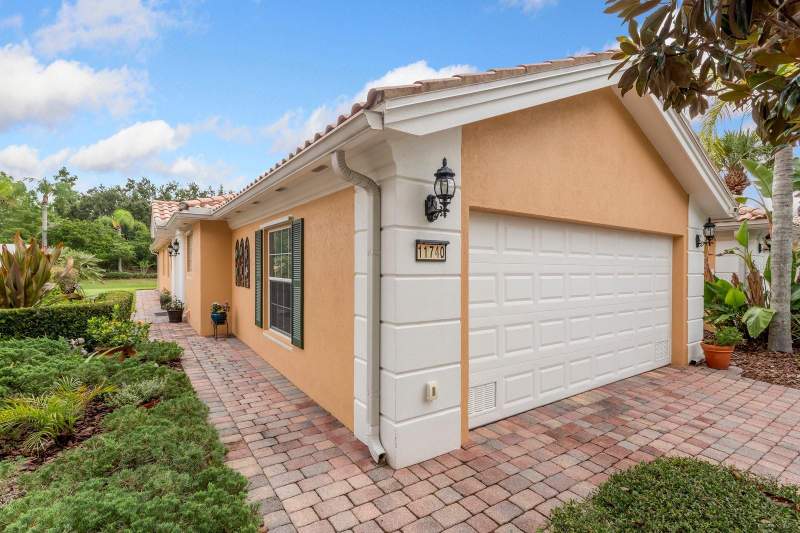 11740 ASTILBE DRIVE home for sale in Villagewalk Lake Nonaa 01B