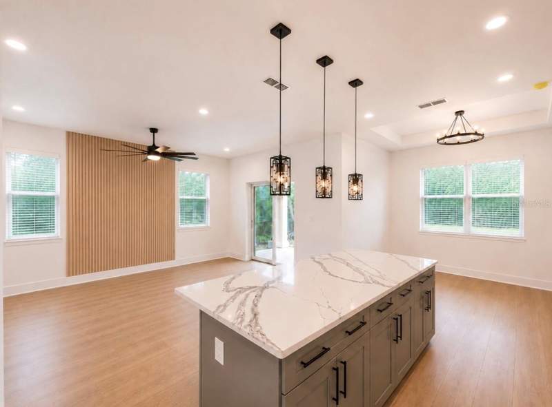4 bedroom Single Family Residence at 1064 Monroe Avenue, Masaryktown, Brooksville — photo 3