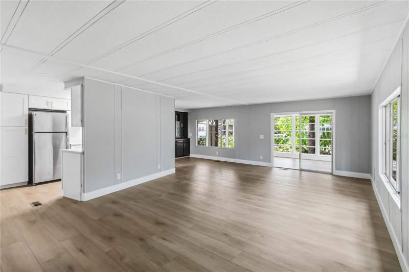 2 bedroom Mobile Home at 518 W Plantation Boulevard, Forest The, Lake Mary — photo 5