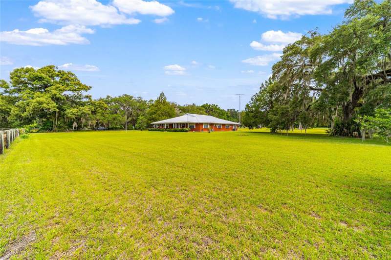 4 bedroom Farm at 2285 W Highway 318, Bass, Citra — photo 3