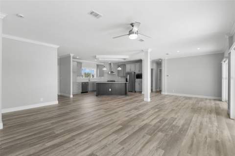 6924 Americana Drive #167, St Petersburg FL - photo 10 of 48