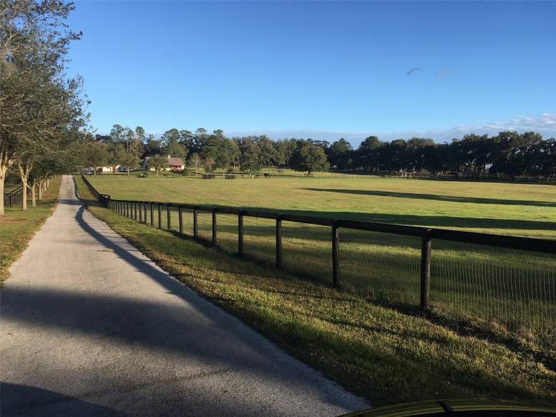 2 bedroom Farm at 9549 NW 80th Avenue, Acreage Non-Subdivision, Ocala — photo 4