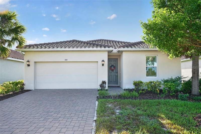 3 bedroom Single Family Residence at 184 Daylily Boulevard, Venice Woodlands Ph 1, Nokomis — photo 3