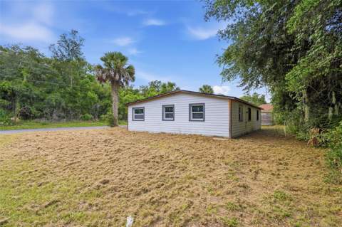 921 S Salisbury Avenue, Deland FL - photo 6 of 27