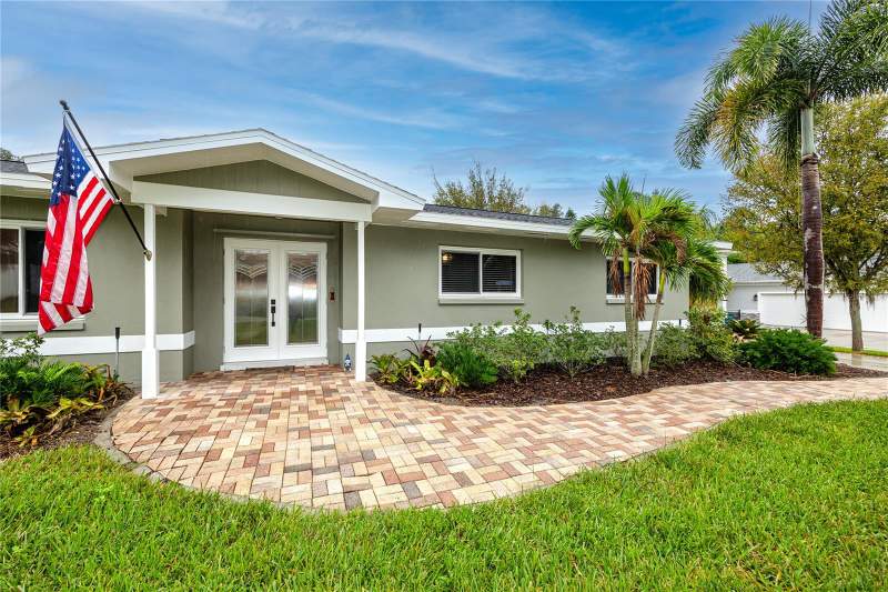 3 bedroom Single Family Residence at 902 Robin Avenue, Red Oak Hills, Palm Harbor — photo 2