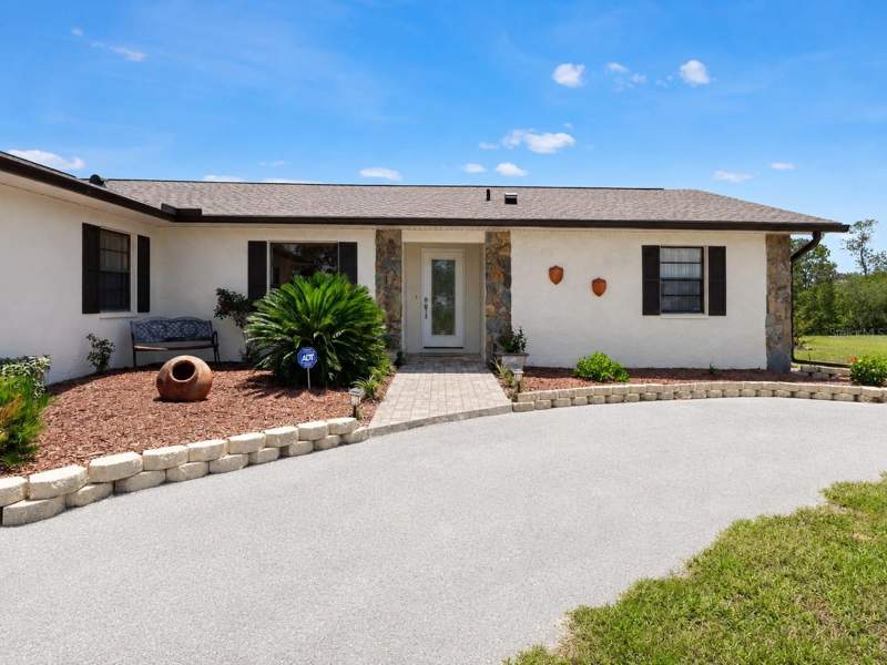 5 bedroom Single Family Residence at 13260 Taylor Street, Potterfield Garden Ac - G, Brooksville — photo 3
