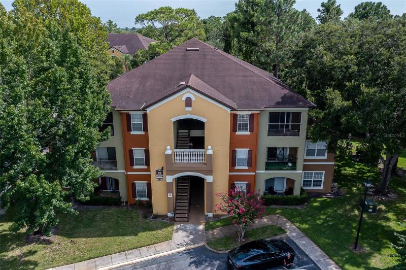 737 CREST PINES DRIVE #634 home for sale in Crest Waterford Lakes