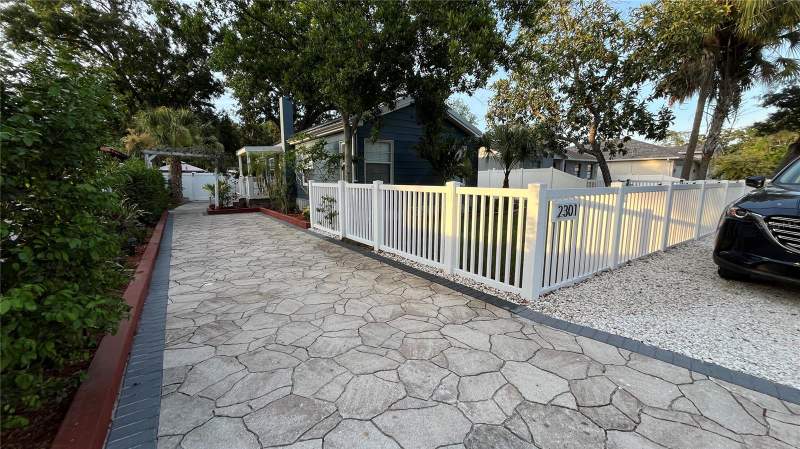 4 bedroom Single Family Residence at 2301 W Idlewild Avenue, Hamners Marjory B First Add, Tampa — photo 5