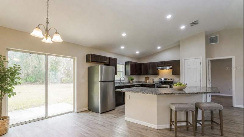 3 bedroom Single Family Residence at 10 Juniper Trail, Silver Spgs Shores Un 25, Ocala — photo 3