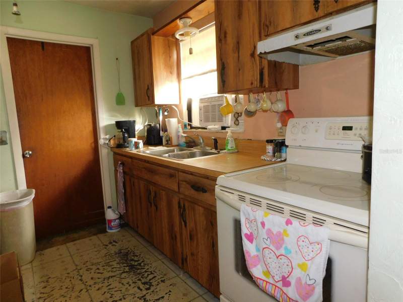 2 bedroom Single Family Residence at 1084 NE Childress Street, Desoto Ranchettes, Arcadia — photo 4