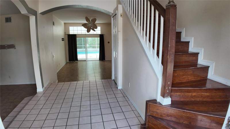 5 bedroom Single Family Residence at 2727 Running Springs Loop, Little Creek Ph 1A, Oviedo — photo 2