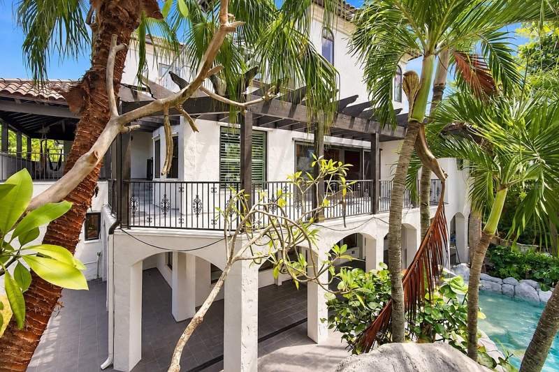 5 bedroom Single Family Residence at 980 Bay Esplanade, Carlouel Sub, Clearwater — photo 5