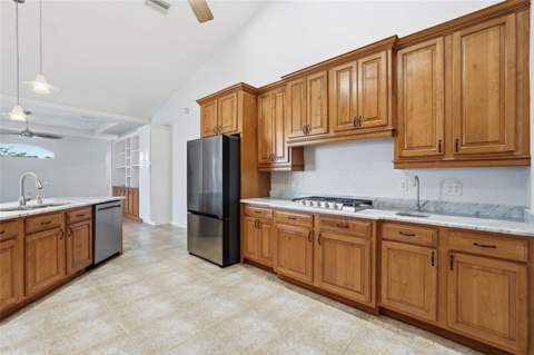 470 Spring Lake Boulevard, Port Charlotte FL - photo 15 of 49