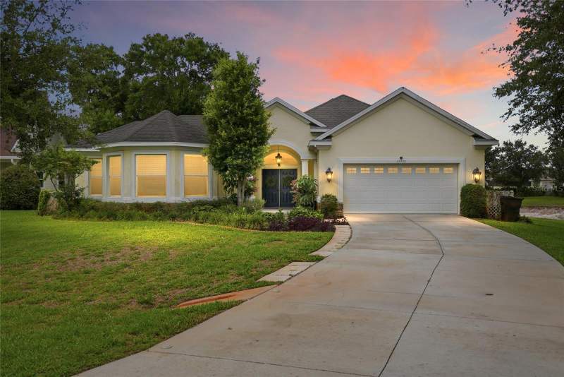 19930 DOLORES ANN COURT home for sale in Lincolnwood Estates