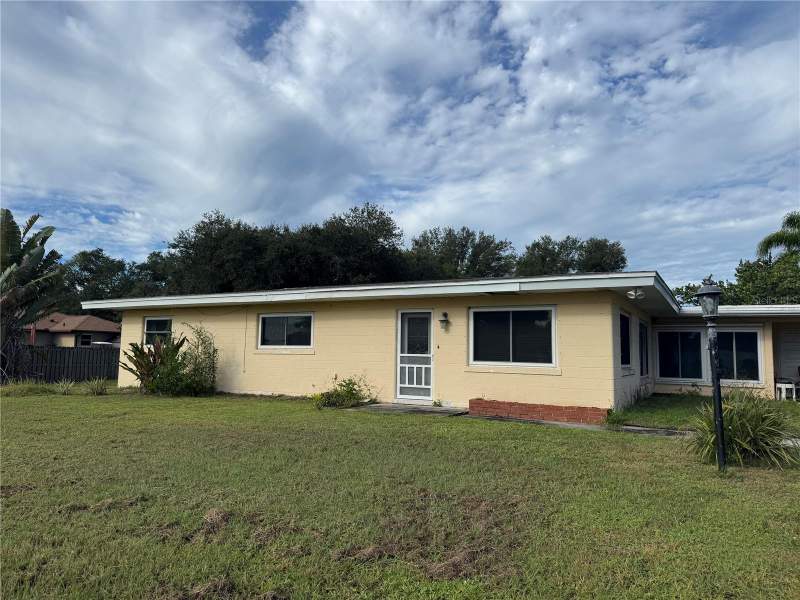 2 bedroom Single Family Residence at 1205 Sunset Avenue, Nokomis, Nokomis — photo 3