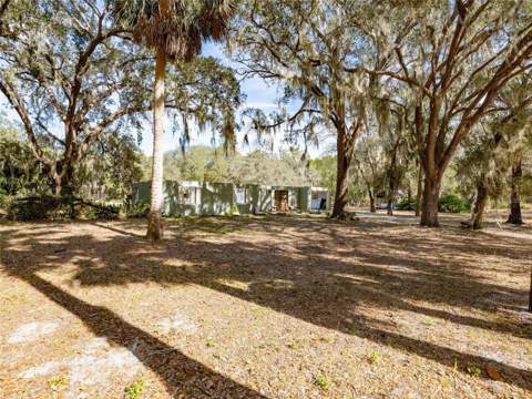 8725 Treasure Island Road, Leesburg FL - photo 15 of 28