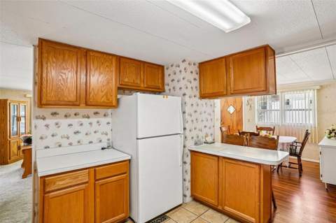 29 Harbor Oaks Drive, Fruitland Park FL - photo 13 of 38