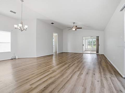 4952 Heron Run Circle, Leesburg FL - photo 9 of 58