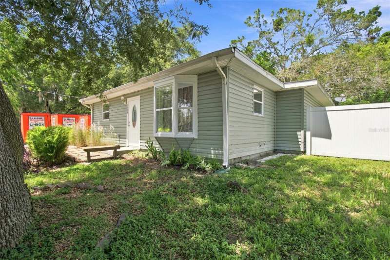 2 bedroom Single Family Residence at 3426 Riverview Drive, Elizabeth Court, Tampa — photo 4