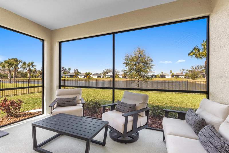 3 bedroom Single Family Residence at 10934 Sand Pine Lane, Silverleaf Ph Vi, Parrish — photo 2