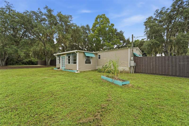 3 bedroom Manufactured Home at 31622 Another Anna Road, 0001, Deland — photo 4