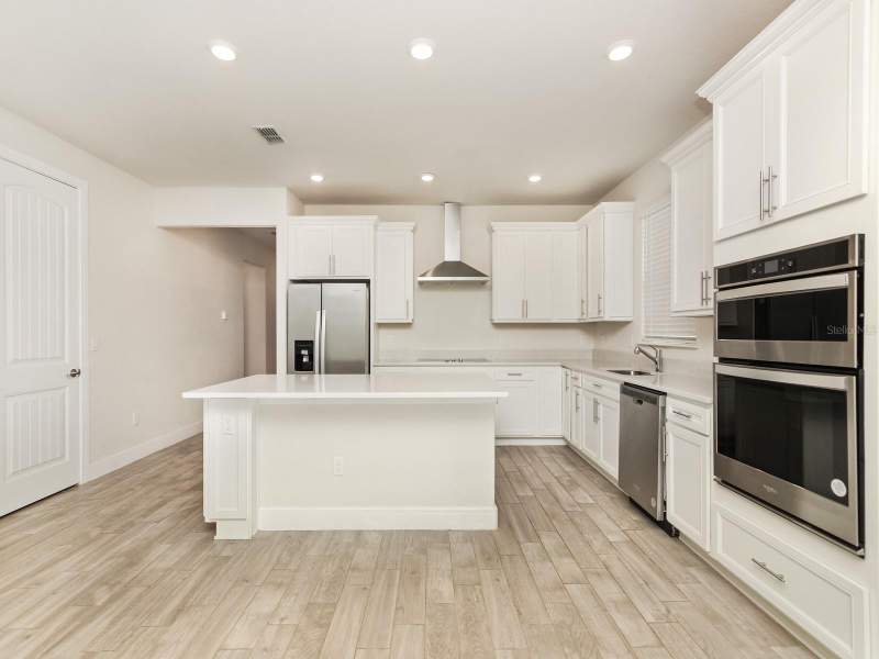 4 bedroom Single Family Residence at 9715 Brown Burrow Street, Pinewood Reserve Phase 2A, Orlando — photo 5