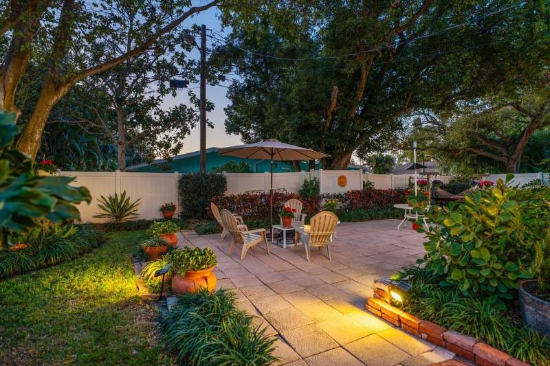 3 bedroom Single Family Residence at 1718 Meredith Lane, Wedgwood Sub, Belleair — photo 3