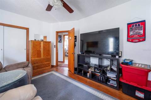 502 Wolfe Street, Wildwood FL - photo 14 of 22