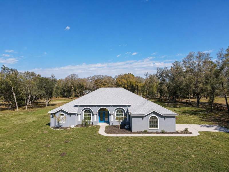 4 bedroom Single Family Residence at 10688 SW 129th Terrace Road, Rolling Hills Un 2-A, Dunnellon — photo 2