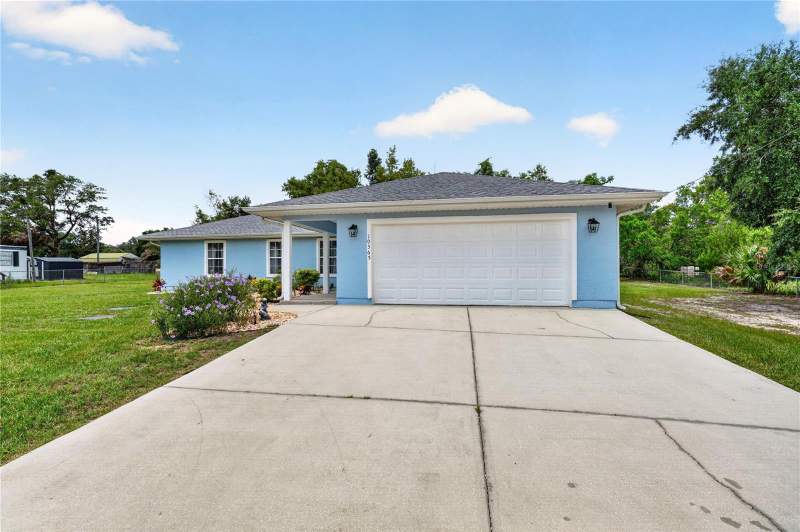 4 bedroom Single Family Residence at 10365 SE 148th Street, Lake Weir Shores Un 03, Summerfield — photo 4