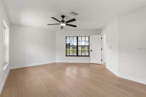 6549 Brentwood Drive, Zephyrhills FL - photo 17 of 41