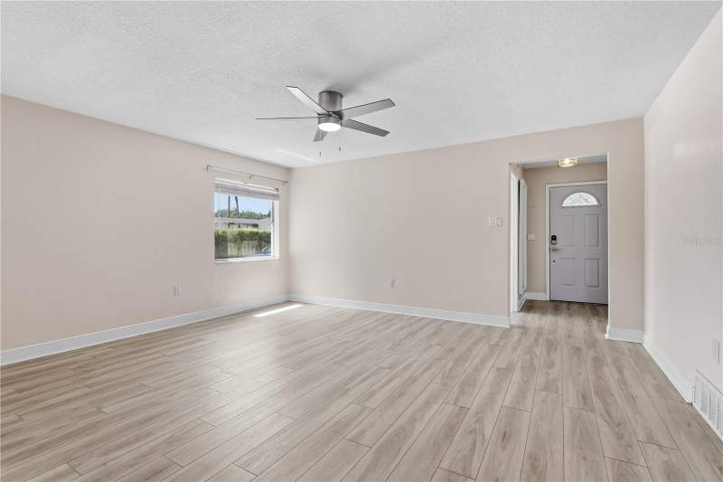 3 bedroom Single Family Residence at 36 E Winter Park Streets, Hillcrest Heights, Orlando — photo 5