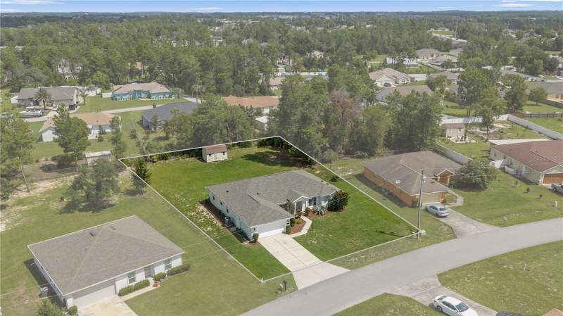 3 bedroom Single Family Residence at 4949 SW 109th Loop, Kingsland Country Estate, Ocala — photo 2