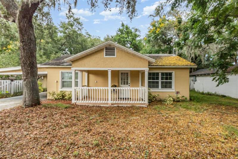 Leesburg Oak Crest