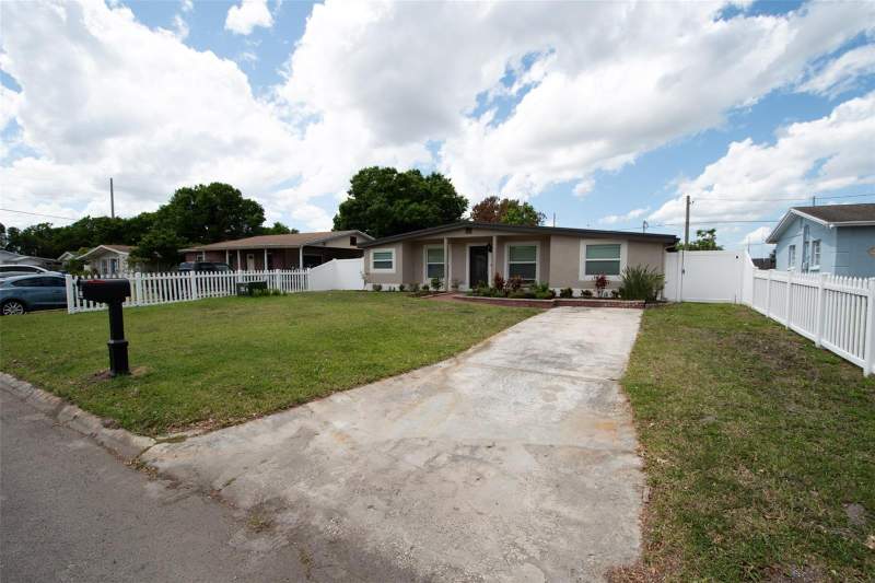 3 bedroom Single Family Residence at 2701 Calle Street, Clair Mel City Unit 50, Tampa — photo 5