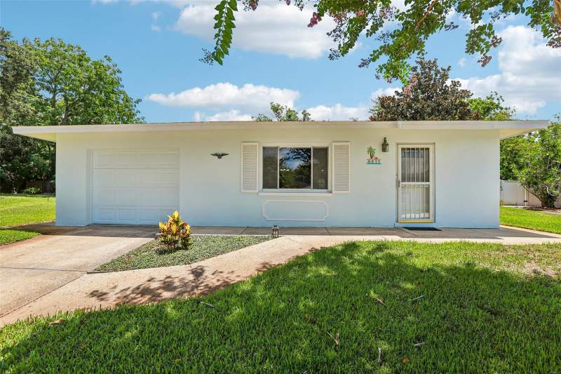 Valiant Acres