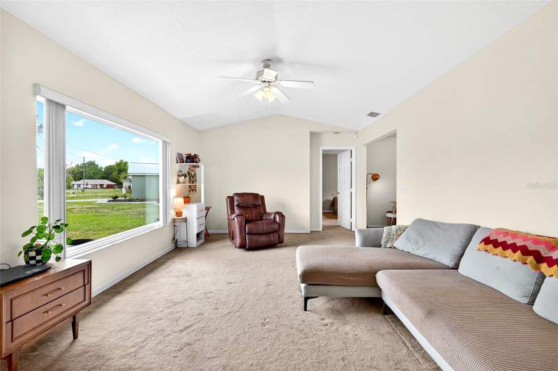 3 bedroom Single Family Residence at 10 Almond Trace, Silver Spgs Shores Un 23, Ocala — photo 5